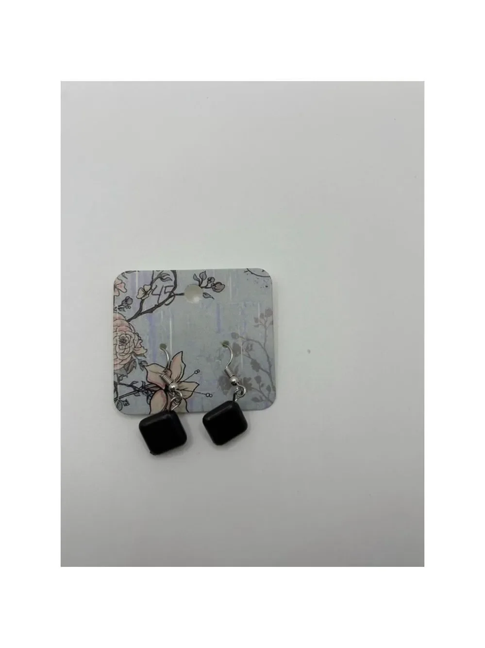✨5/$25✨Square Black Dangle Earrings NWOT